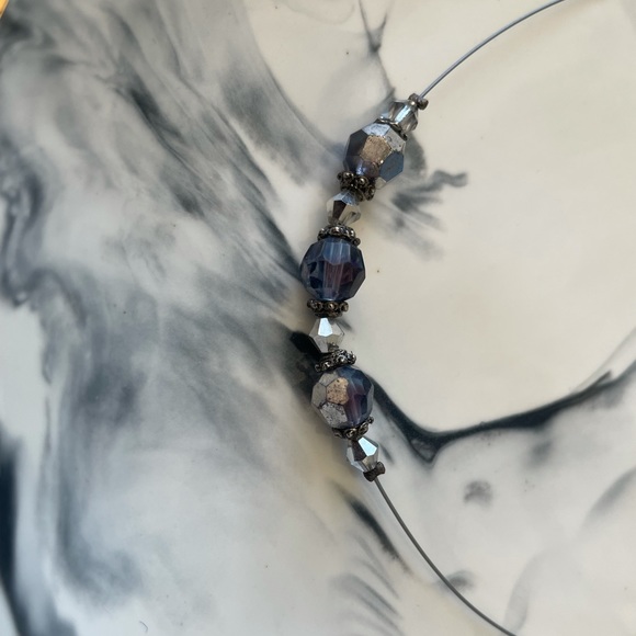 Matching set — purple beaded bracelet and necklace - Picture 2 of 4